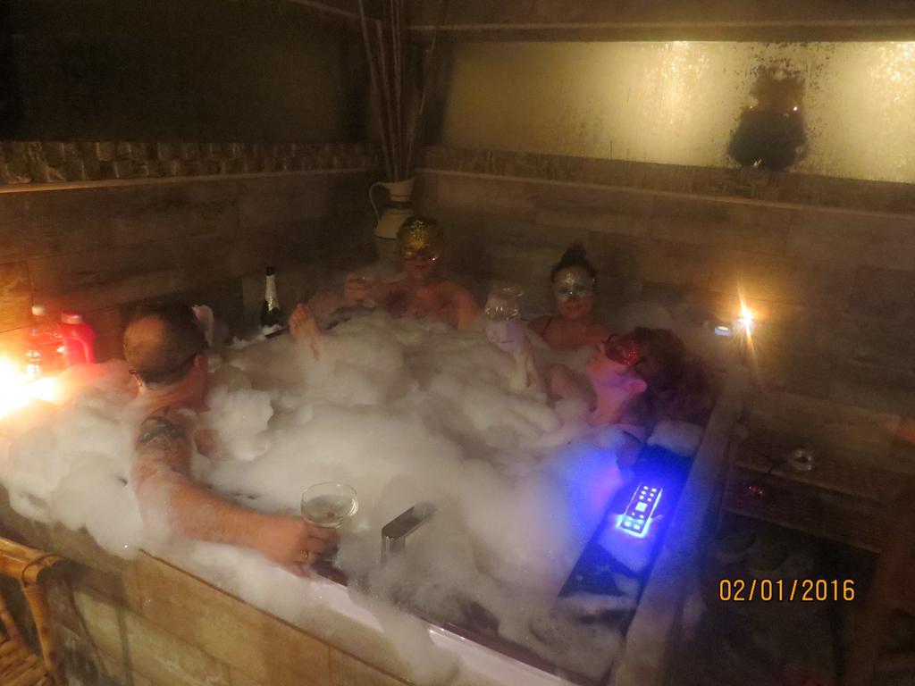 Cudodomek Spa W Mrozach Wielkich Kolo Elku Exterior foto